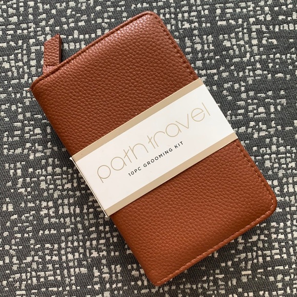 NWOT 10-Piece Grooming Kit - Picture 2 of 14